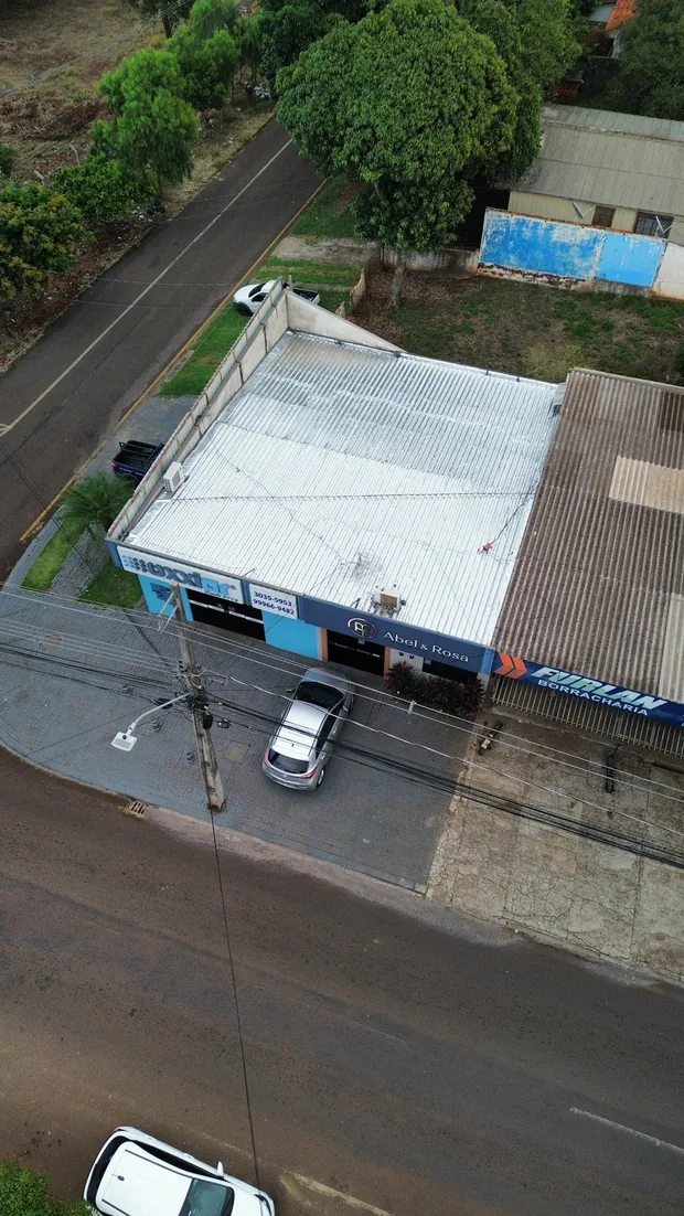 Impermeabilização de telhado comercial